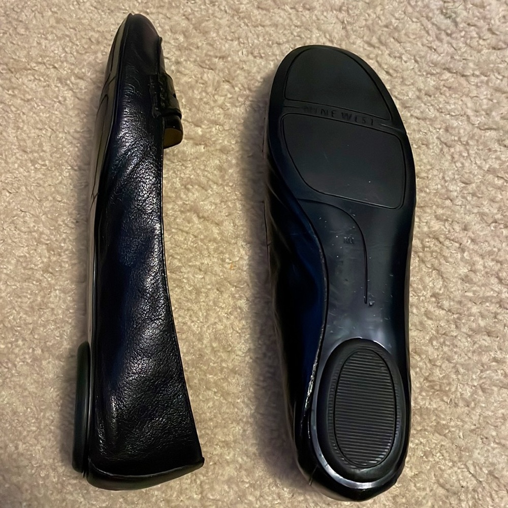 Black flats - Picture 3 of 4